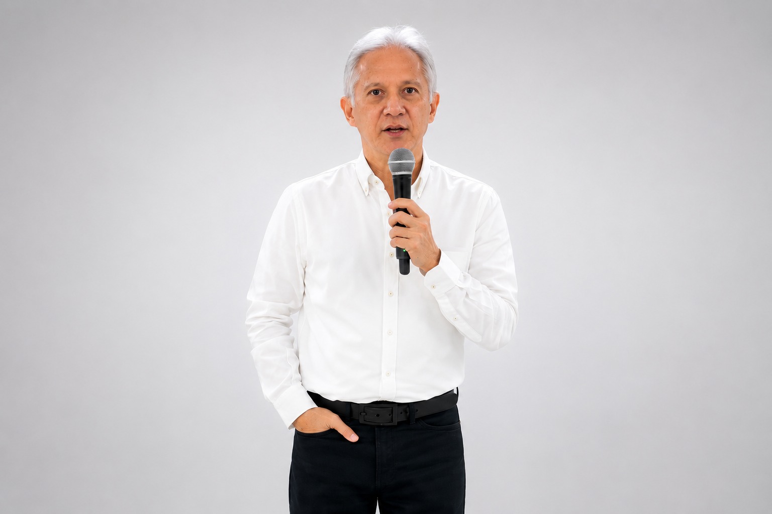 Haivanjoe Ng Cortiñas, secretario de Asuntos Económicos del partido Fuerza del Pueblo (FP).