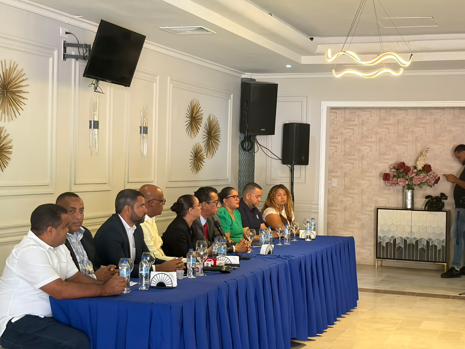14. Proveedores de almuerzos escolares piden que denuncias de irregularidades no afecten al sector Mipymes en futuras licitaciones del Inabie