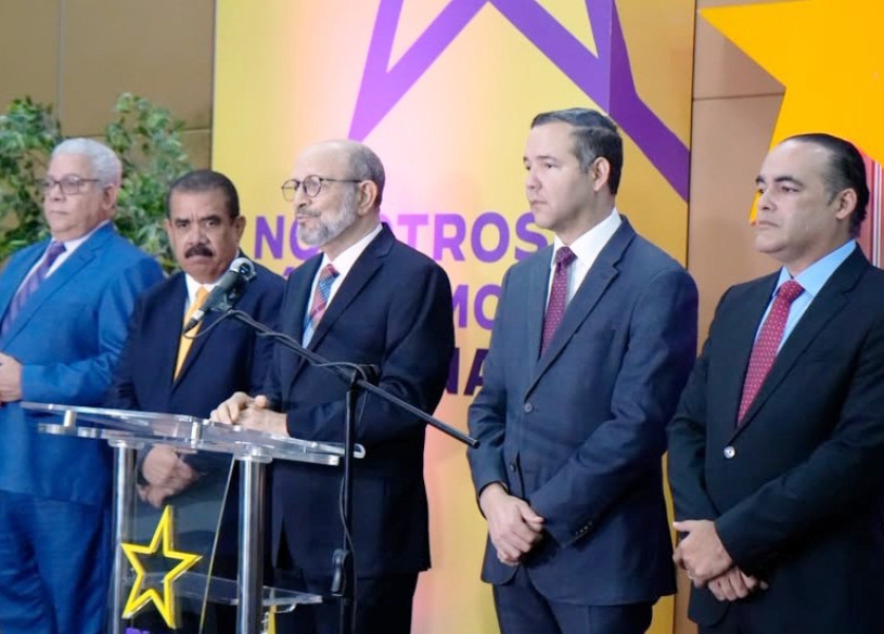 Conferencia de prensa del PLD sobre espionaje en Inabie.