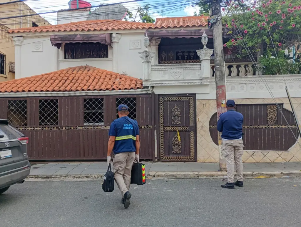 Yiyo Sarante suspende presentaciones tras muerte de Zeneida, esposa de Julián Oro Duro