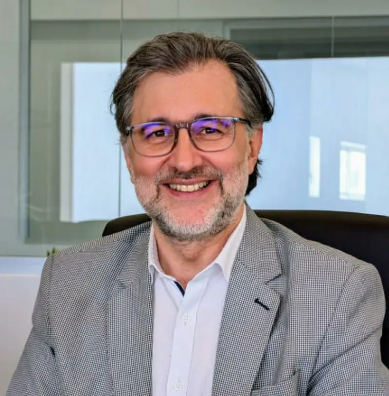 El exdirector de Educa, Darwin Caraballo, calificó los resultados de PISA 2025 en RD, entre el estancamiento y la complacencia.
