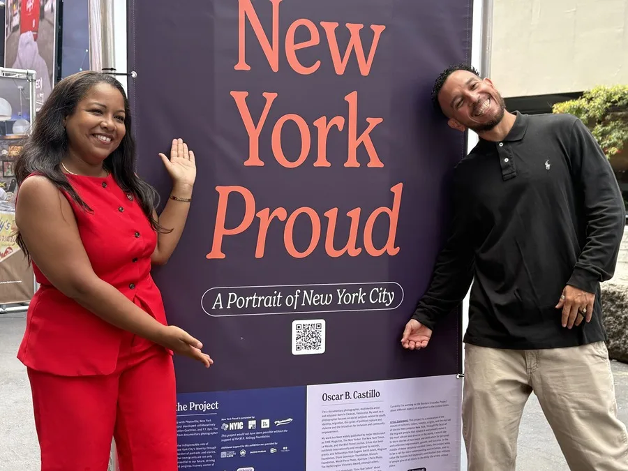Una exposición en Times Square reivindica las aportaciones de los inmigrantes ante los ataques de Trump