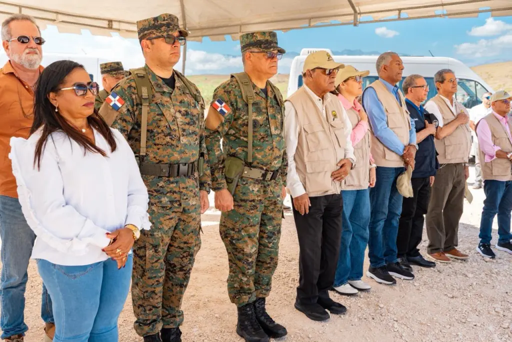 Inicia construcción de 14,5 kilómetros de muro fronterizo en Jimaní