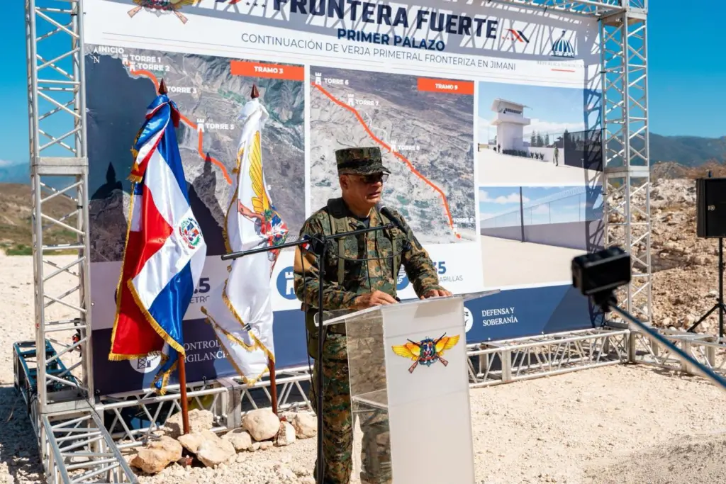 Inicia construcción de 14,5 kilómetros de muro fronterizo en Jimaní