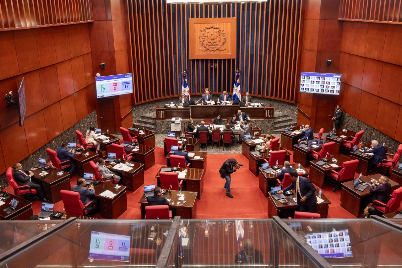 Sesión del Senado dominicano durante la aprobación del proyecto para regular los juegos de azar y apuestas