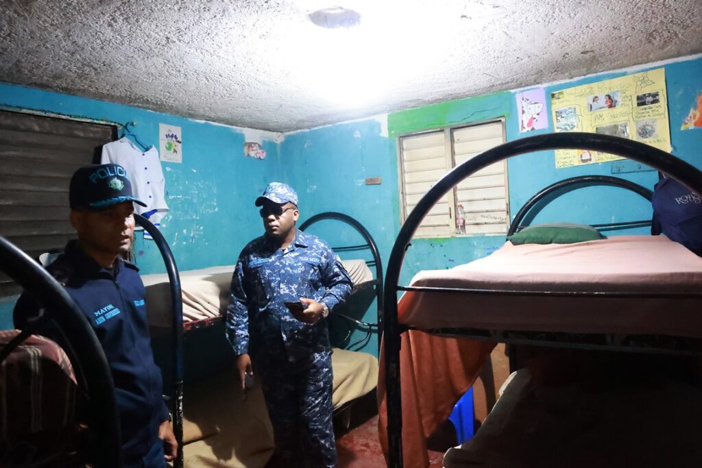 Así es la fundación donde fueron los 14 menores rescatados por la Policía en San Cristóbal