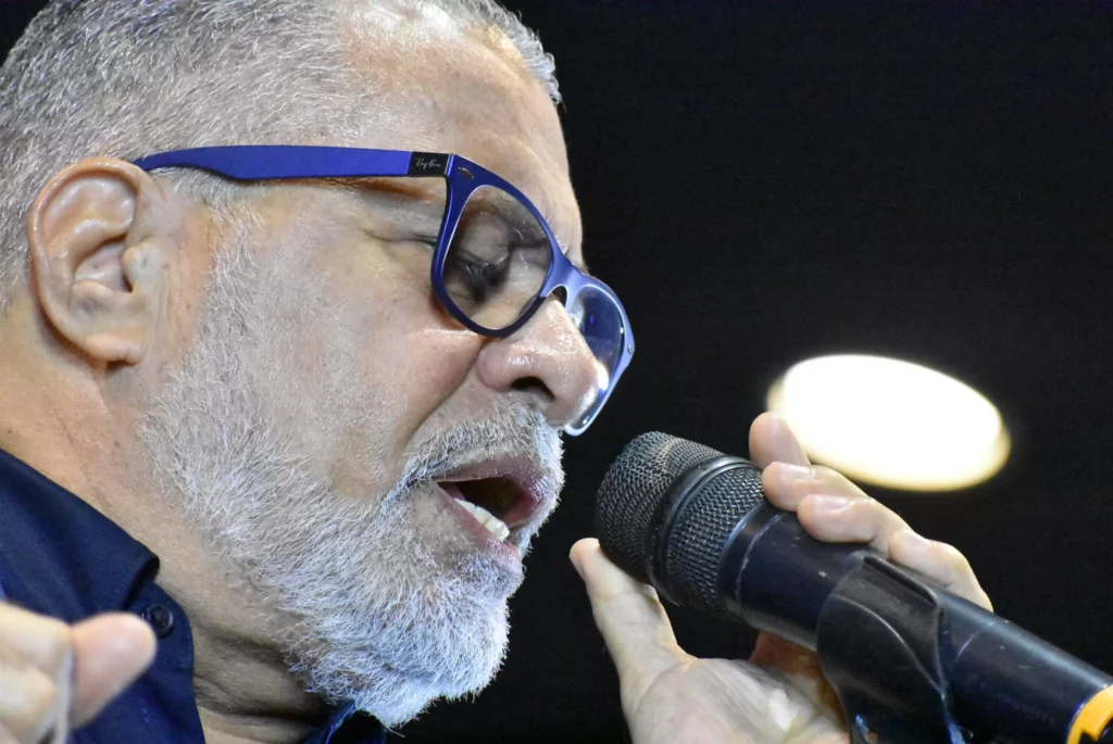 Ramón Orlando revive la historia de “Te amo”, el merengue que convirtió el amor en canción