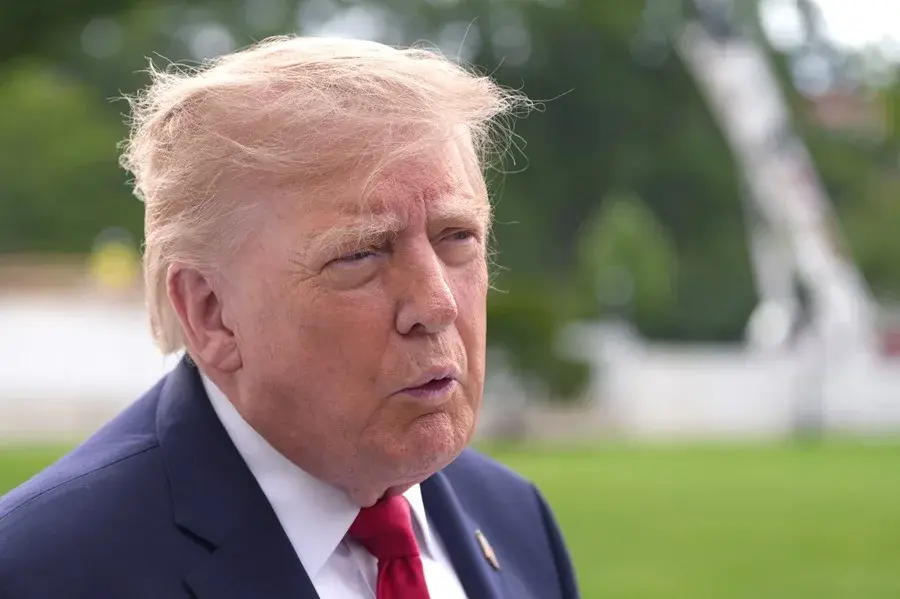 Trump cree que habrá acuerdo con Cuba y no será “necesaria” una intervención militar