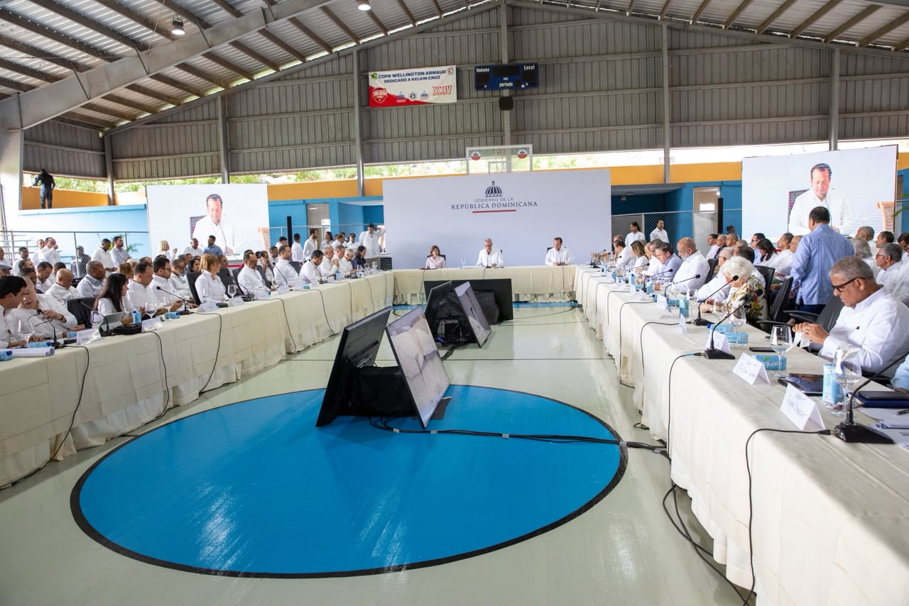 El presidente Luis Abinader encabezó el Consejo de Ministros en San José de Ocoa.