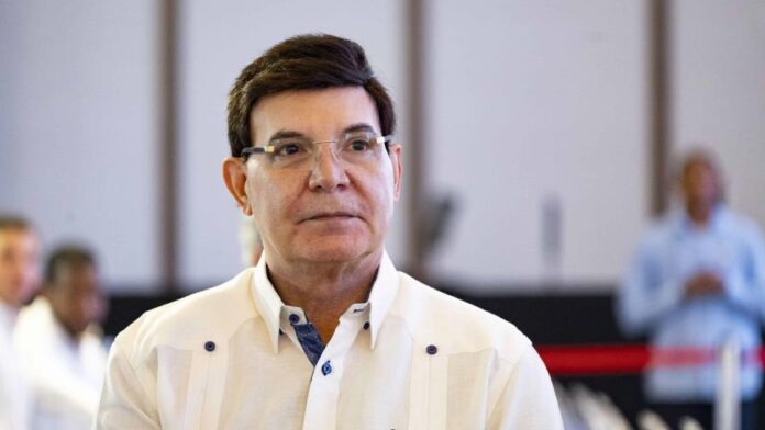 Julio Brache.