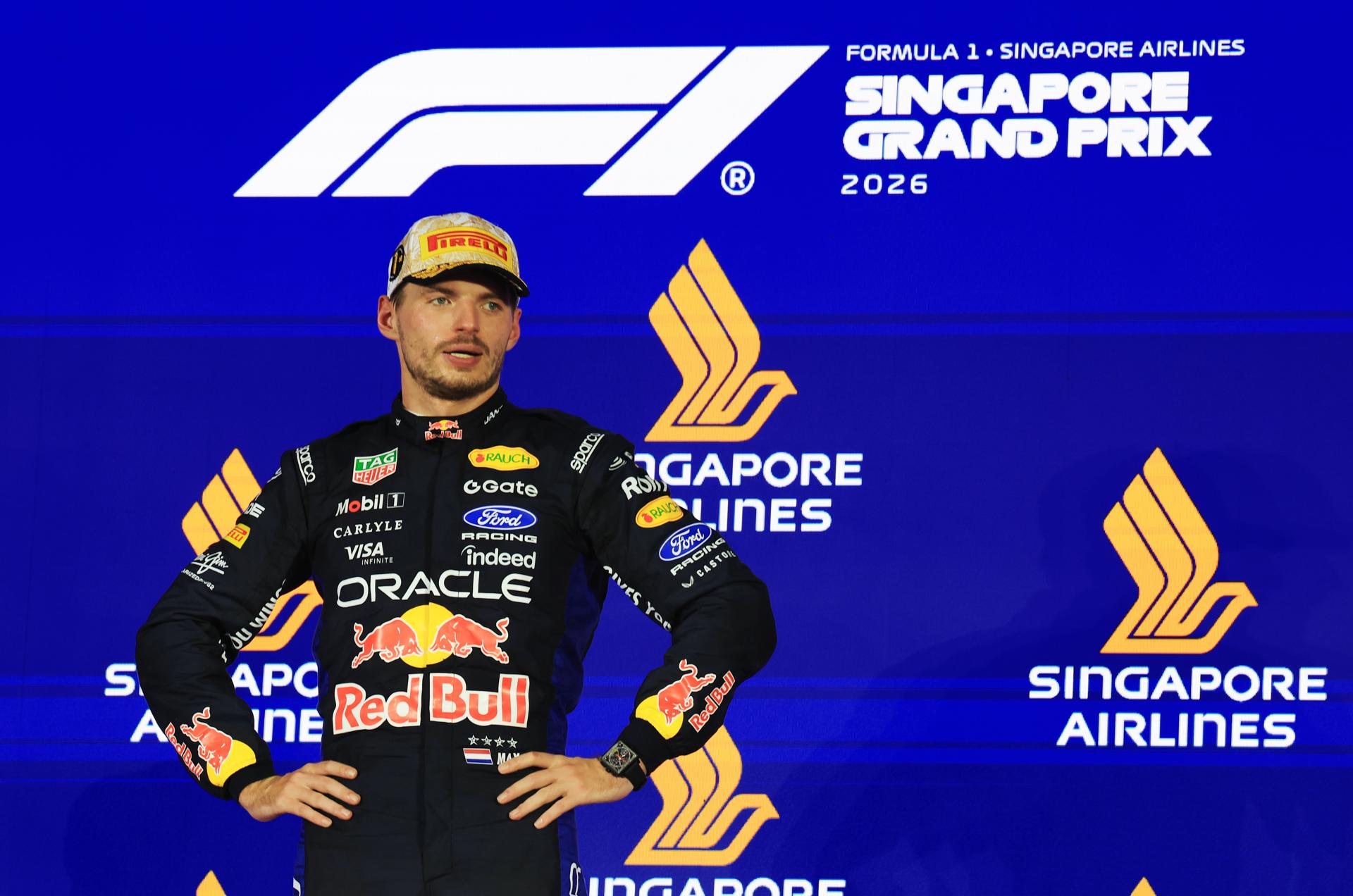 Verstappen gana la carrera nocturna de Singapur por delante de Leclerc y Antonelli