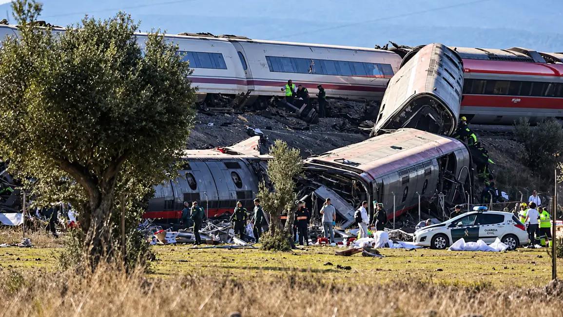 Hasta este año, no se habían registrado incidentes mortales en sus líneas exclusivas de alta velocidad desde que se abrió la red en 1992, dijeron las autoridades.