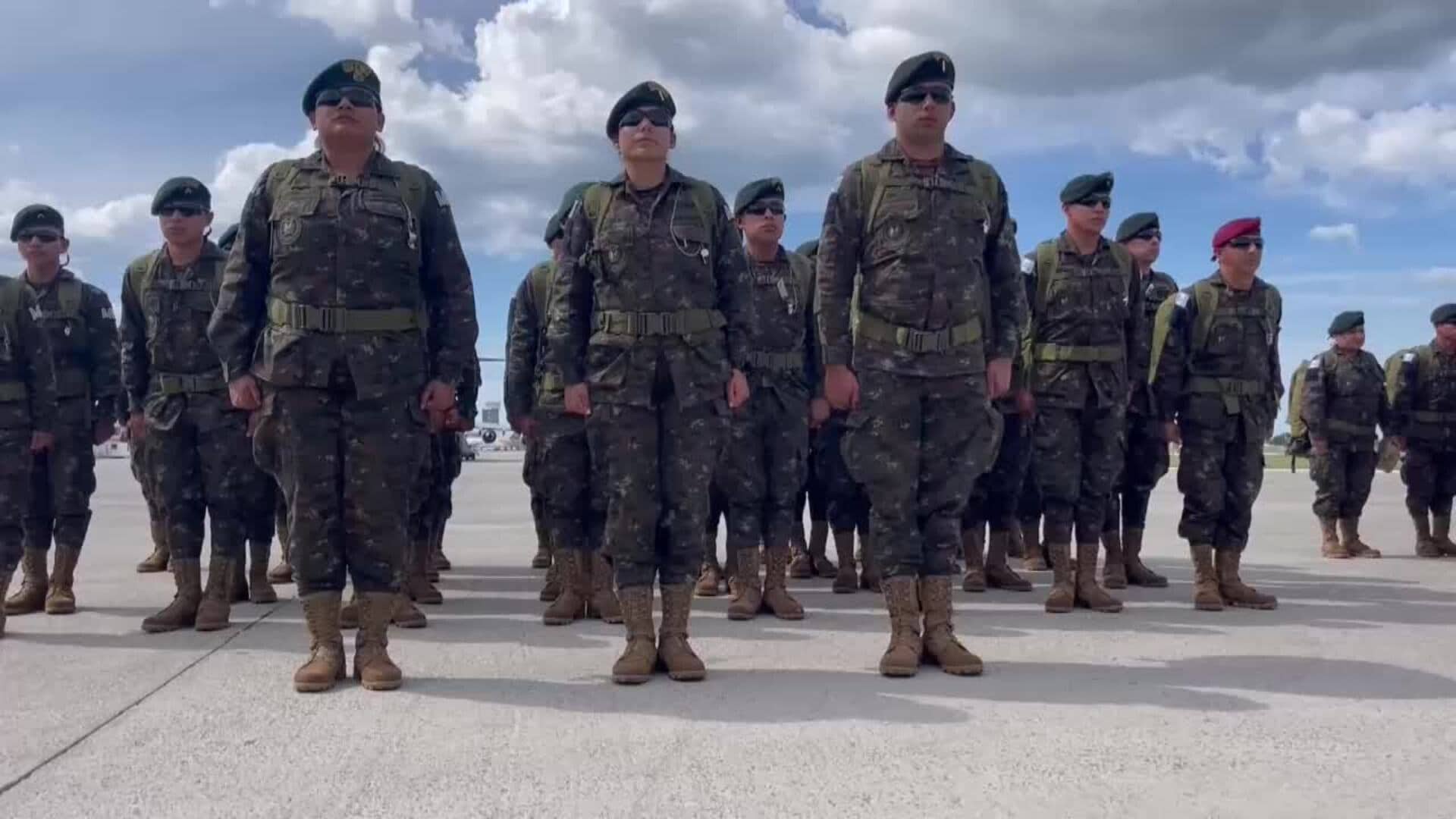 VIDEO-llega-contingente-militar-guatemala