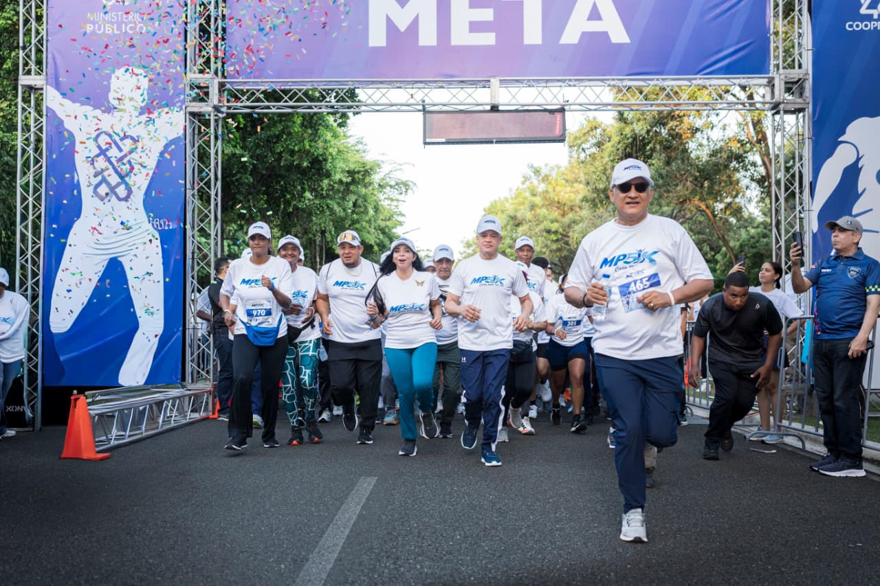 Carrera MP5K