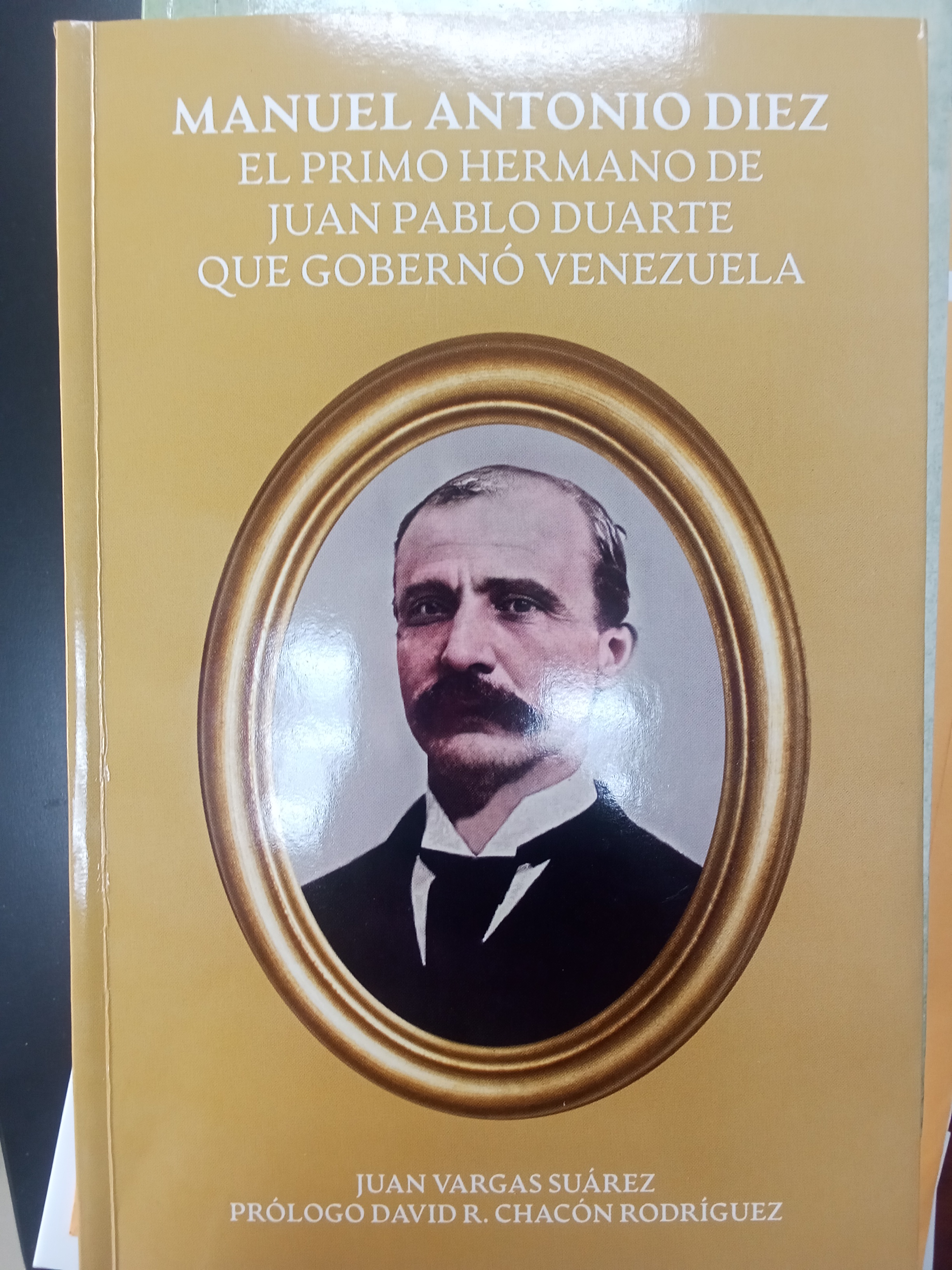 El libro de Vargas Suárez