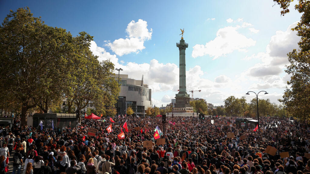 París y otras ciudades importantes de Francia atraviesan un período de tensión social