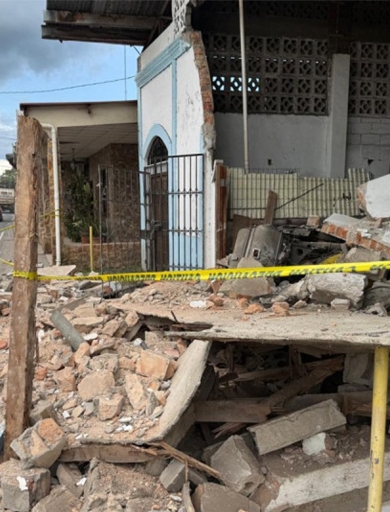 El terremoto destruyó casas.