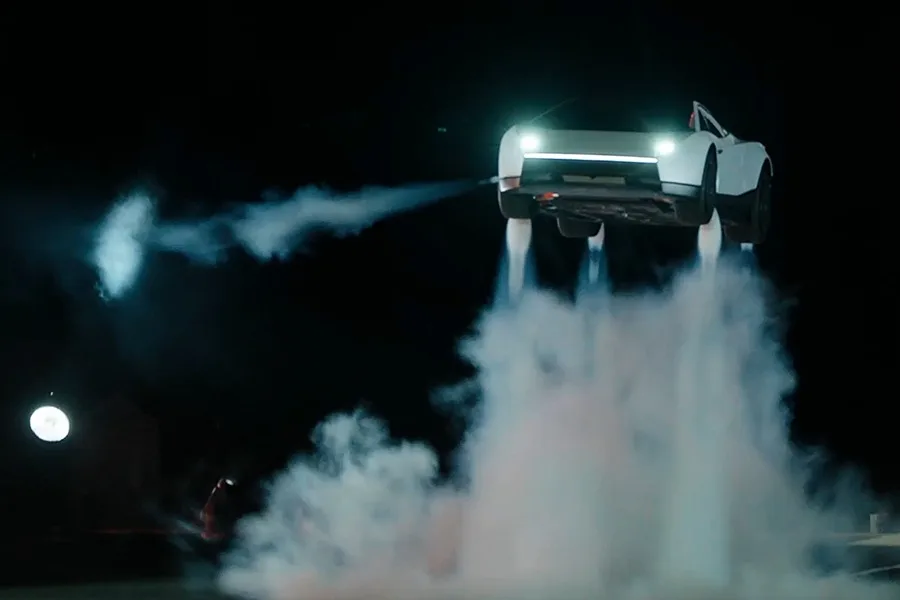 Captura de vídeo tomada de la cuenta X @Tesla de la compañía Tesla mostrando la nueva generación de su deportivo eléctrico Roadster. EFE/ @Tesla