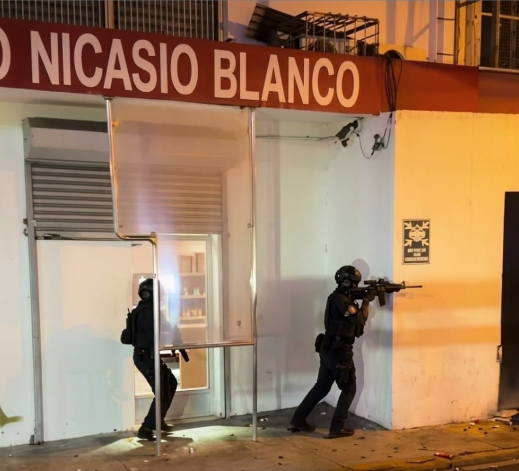 Disturbios y enfrentamientos sacuden a Salcedo en medio del paro
