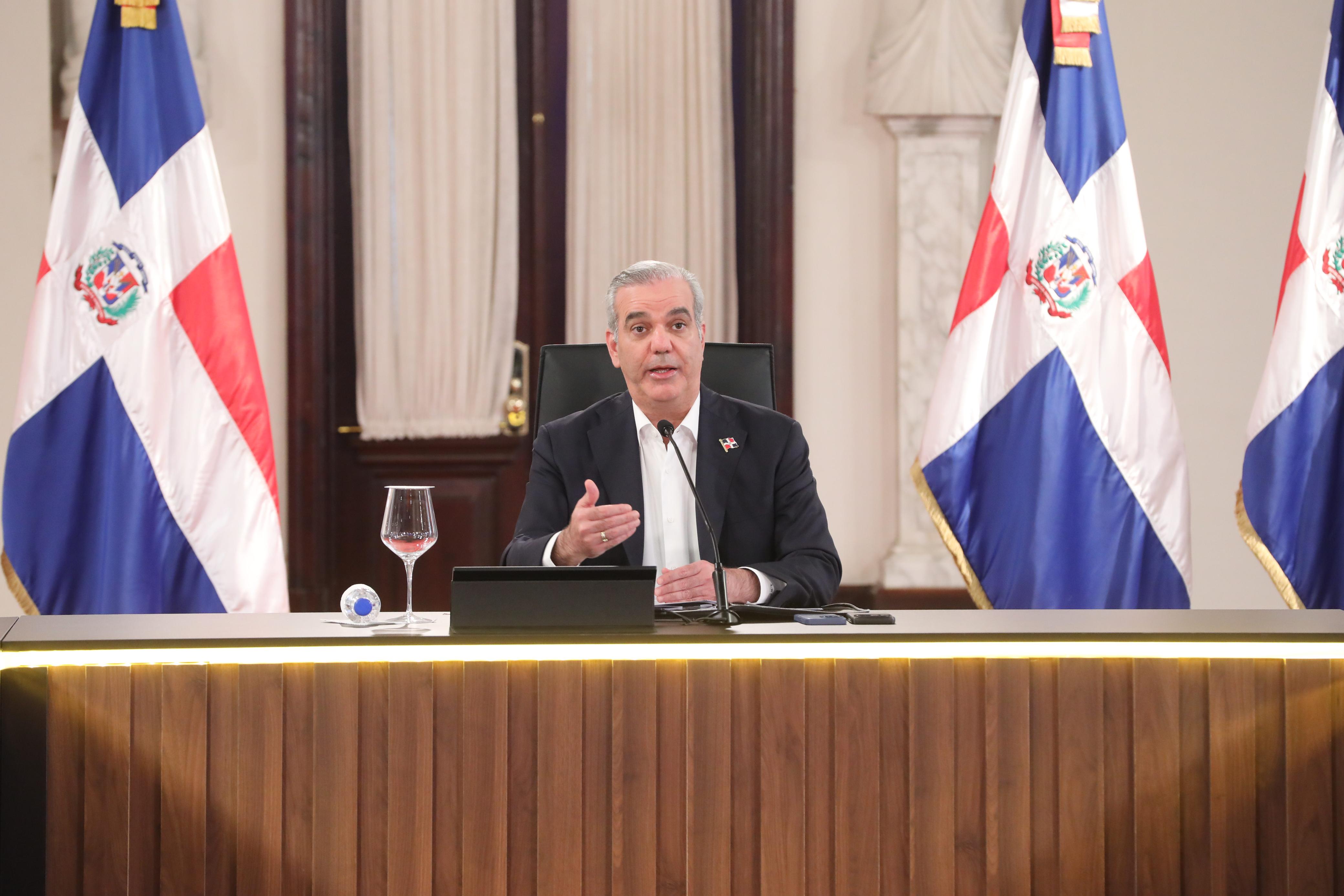 Luis Abinader.