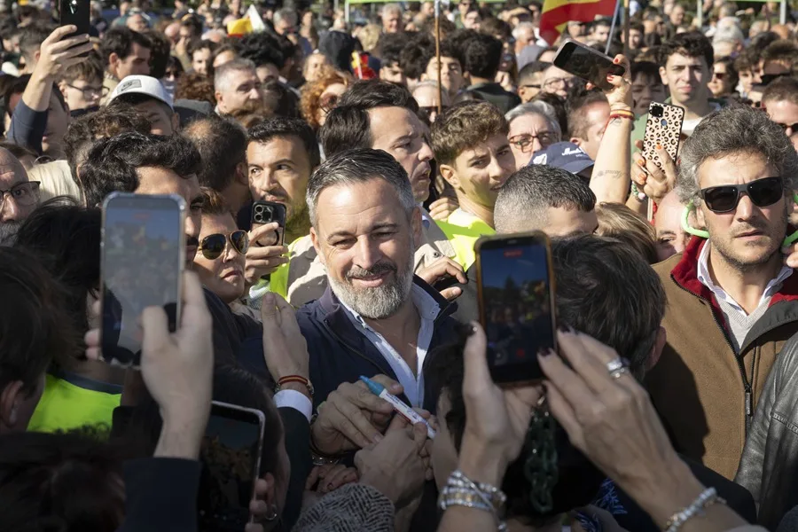 El líder de Vox, Santiago Abascal durante un acto electoral este miércoles en Santander.
