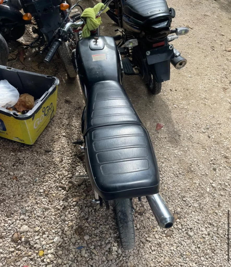 Dos hombres buscados por robos mueren en presuntos intercambios de disparos