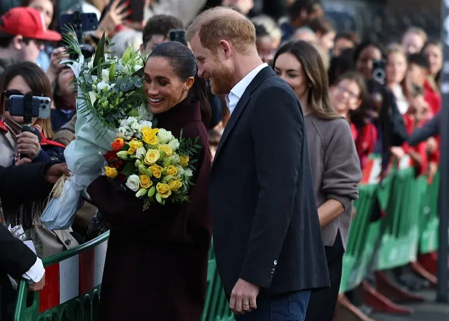 Enrique y Meghan reaparecen juntos en público en Reino Unido, por primera vez desde su regreso de EE.UU.
